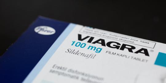 Selain impotensi, Viagra juga ampuh menangkal lemak pria