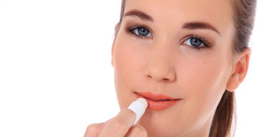 11 Kegunaan ajaib dari lip balm