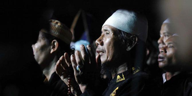 SBY zikir akbar bersama Majelis Rasulullah SAW di Monas 