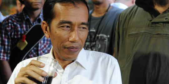 Butuh berapa kali Jokowi yakinkan warga Pluit?