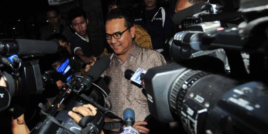 Gubernur Riau Rusli Zainal penuhi panggilan KPK