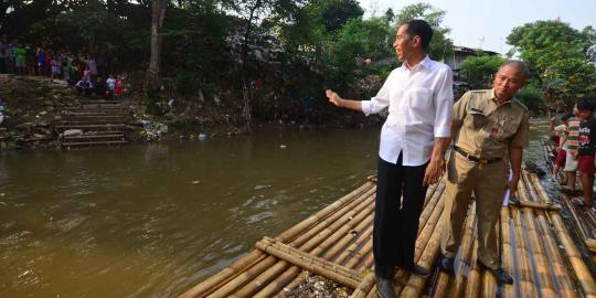 Jokowi akan pecat semua pejabat tak becus urusi banjir