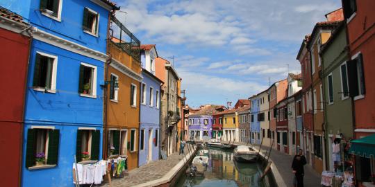 Jalan-jalan ke kota romantis Venesia