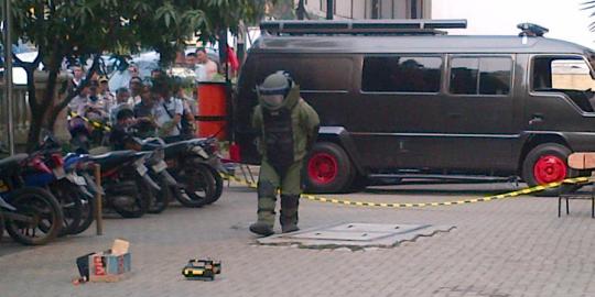 Paket diduga bom di Bandara Soekarno Hatta pengirimnya petani