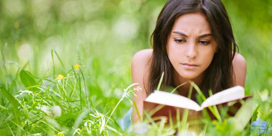 Membaca buku motivasi bisa redakan depresi