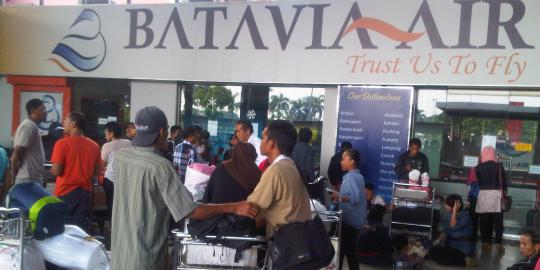 Berhenti terbang, kantor Batavia Air di bandara 'dikepung'
