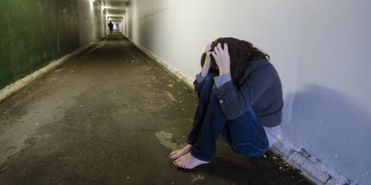 Menolak disawer saat manggung, biduan diperkosa lima pemuda