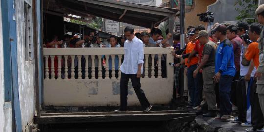 Pindahkan hujan, Jokowi dinilai rugikan warga Jakarta