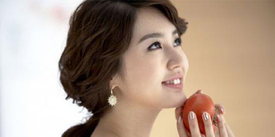 CLBK, Yoon Eun Hye akan tampil di Running Man?