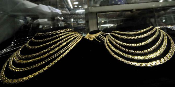 Curi 100 gram perhiasan emas milik majikan, PRT dibui 