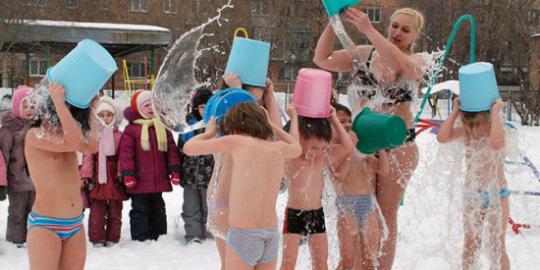 Anak TK di Siberia lakukan latihan fisik ekstrem