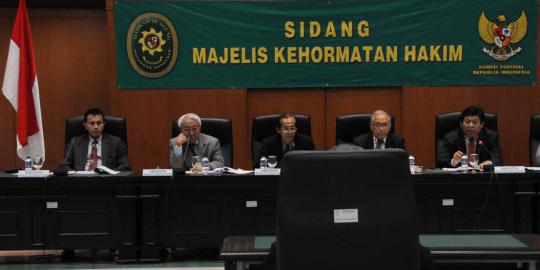 Nasib hakim wanita yang selingkuh ditentukan 14 Februari