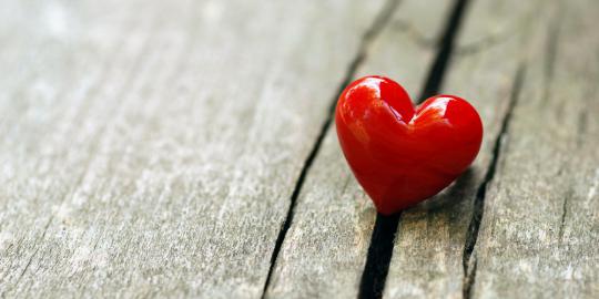 7 Manfaat kesehatan dari jatuh cinta