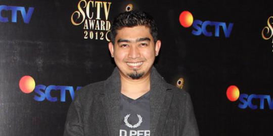 Istri hamil, Ustad Solmed sering dikangeni