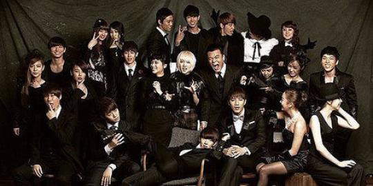 Tahun baru Imlek, artis JYP Ent berikan salam \'ular\'