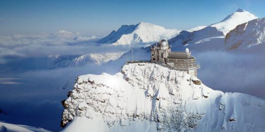 Jungfraujoch, stasiun kereta tertinggi di Eropa