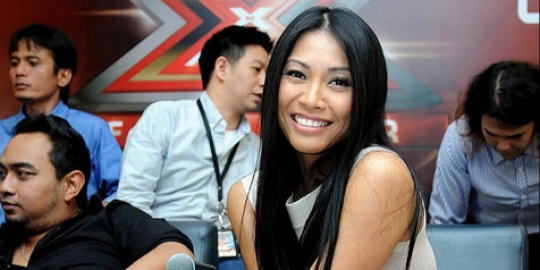 Anggun C Sasmi senang Indonesia penuh bakat hebat