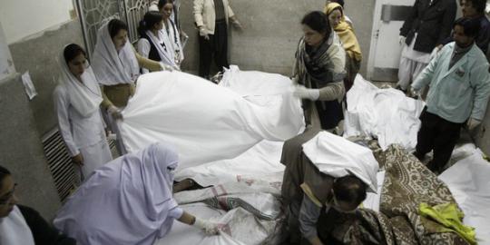 Ledakan bom di Pakistan tewaskan 81 orang 