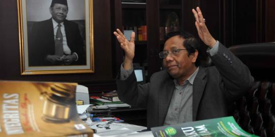 Mahfud MD: Anas atau bukan, kalau korupsi sikat saja!
