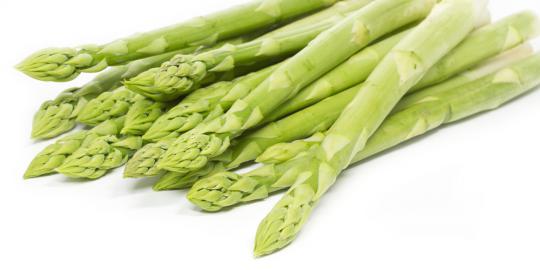 7 Khasiat penting dari asparagus