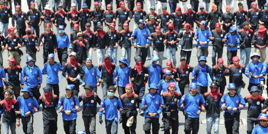 Buruh serbu Istana, Jalan Medan Merdeka Utara lumpuh total