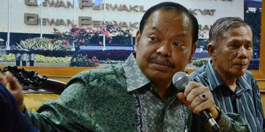 Sutan: Pak Anas tahu apa soal Century