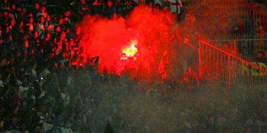 Suporter Persip Pekalongan dan PSIS Semarang bentrok, 14 luka