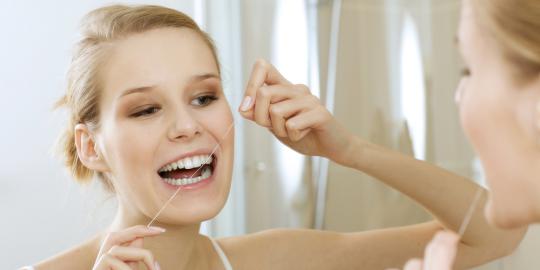 10 Cara mudah memiliki gigi putih dan sehat