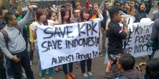 LSM hingga parpol langganan penyewa demonstran cantik