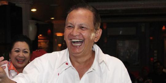 Ultah ke-61, Roy Marten jatuh sakit  merdeka.com