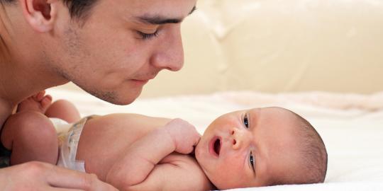 10 Kekhawatiran pria saat menjadi ayah