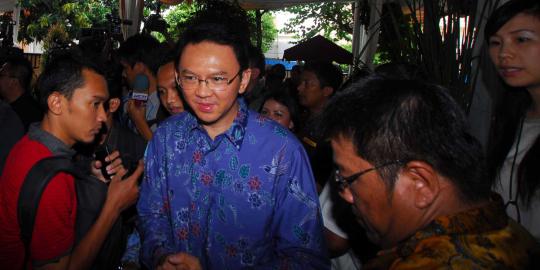 Jelaskan soal KJS, Ahok siap debat dengan dokter