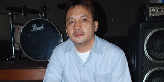 Diguna-Guna, Dukun S minta tumbal istri Adi Bing Slamet