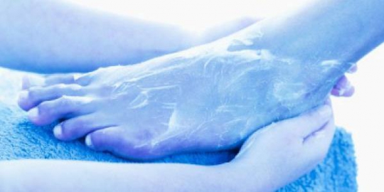 10 rahasia miliki kaki lembut dan seksi