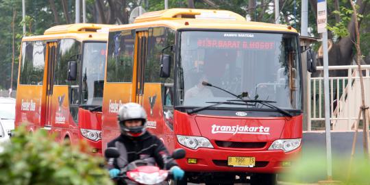 Dukung ganjil genap, bus Transjakarta gandeng akan ditambah