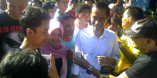 Jokowi: Gesang pantas jadi pahlawan nasional
