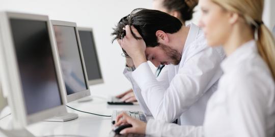 Pekerjaan yang memicu stres tingkatkan risiko Alzheimer