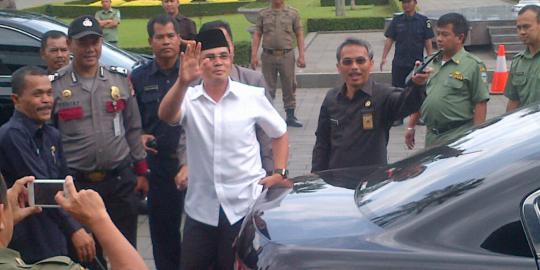 Rekrut Aceng Fikri dan Krisdayanti, apa tujuan Hanura?