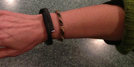 Jawbone UP, gelang kesehatan yang kompatibel dengan Android