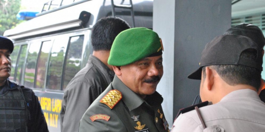 lindungi anak buahnya rev2