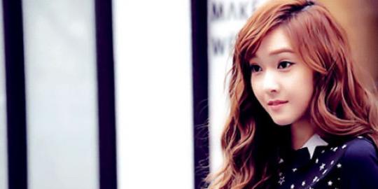 Foto-Foto Jessica SNSD saat di bandara, sangat cantik!