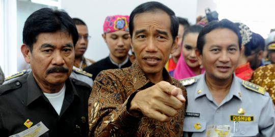 Kunjungi Terminal Grogol, Jokowi dengar keluhan pedagang