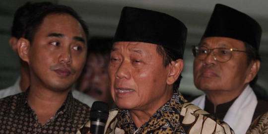 3 orang ini dianggap berkhianat oleh soeharto