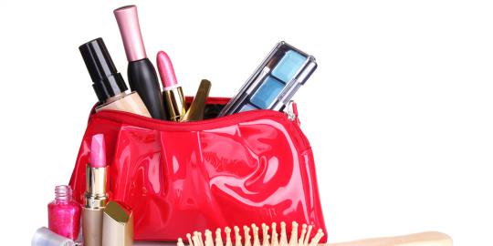 4 Tips untuk merapikan tas make up