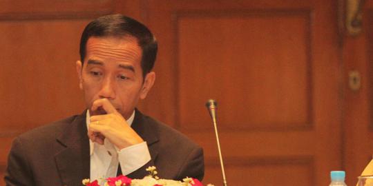 Datang telat, Jokowi serahkan LPKD di kantor BPK
