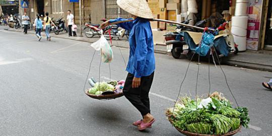 Kisah Mengharukan Nenek Penjual Tempe merdeka com