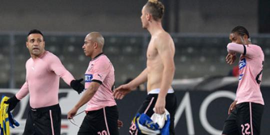 Bonus ganda jika Palermo lolos degradasi