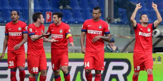 Review: Inter menjaga asa tiga besar