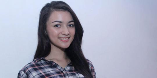 Citra Kirana usir jenuh dengan main game