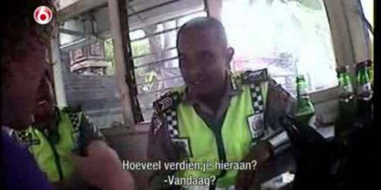Dua polisi yang peras bule di Bali dikotakkan